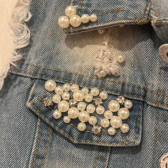 Pearls Jean vest  - Picture 5 of 14